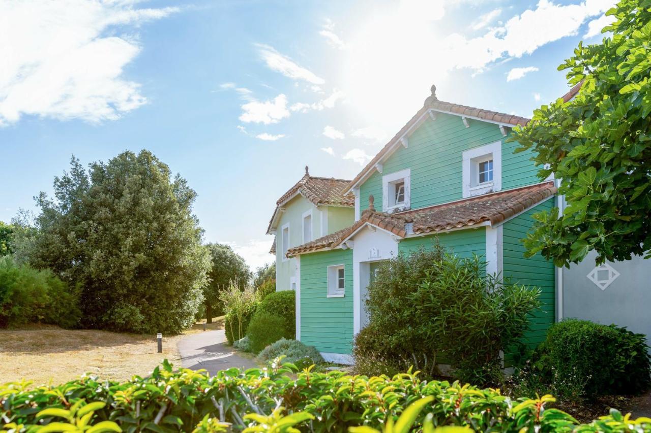 Residence Pierre & Vacances Le Domaine De Bourgenay Talmont-Saint-Hilaire Buitenkant foto