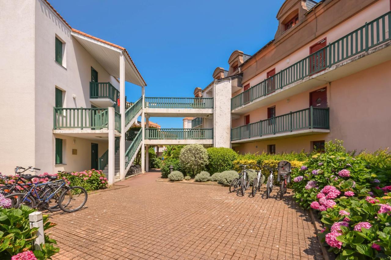 Residence Pierre & Vacances Le Domaine De Bourgenay Talmont-Saint-Hilaire Buitenkant foto
